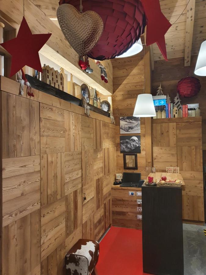 Mh Olen Boutique Hotel Alagna Valsesia Buitenkant foto